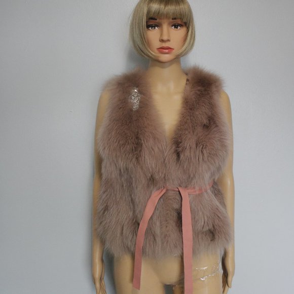 #470 Fox fur vest - Picture 1 of 6